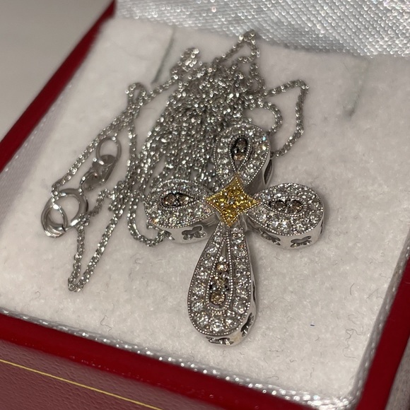 Solid 14K White Gold Natural Diamond Colors Religious Cross Pendant Necklace - Picture 17 of 17